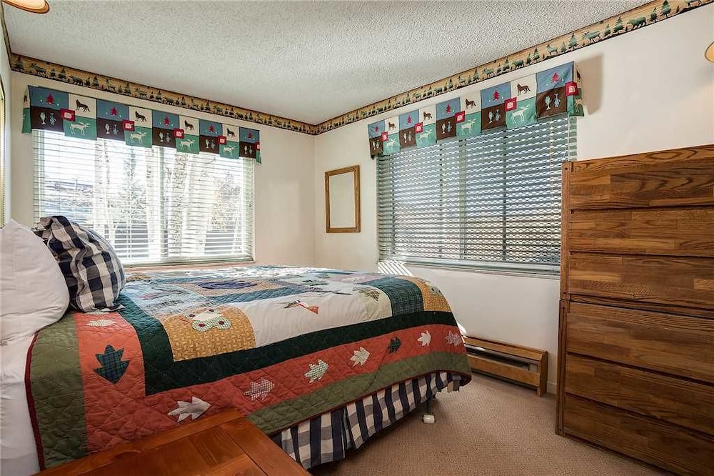 Condo, 1 Bedroom photo 3