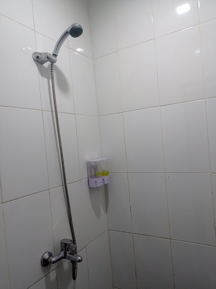 Basic Single Room, 1 Bedroom, Non Smoking photo 2