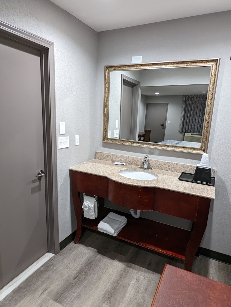Standard Single Room photo 2