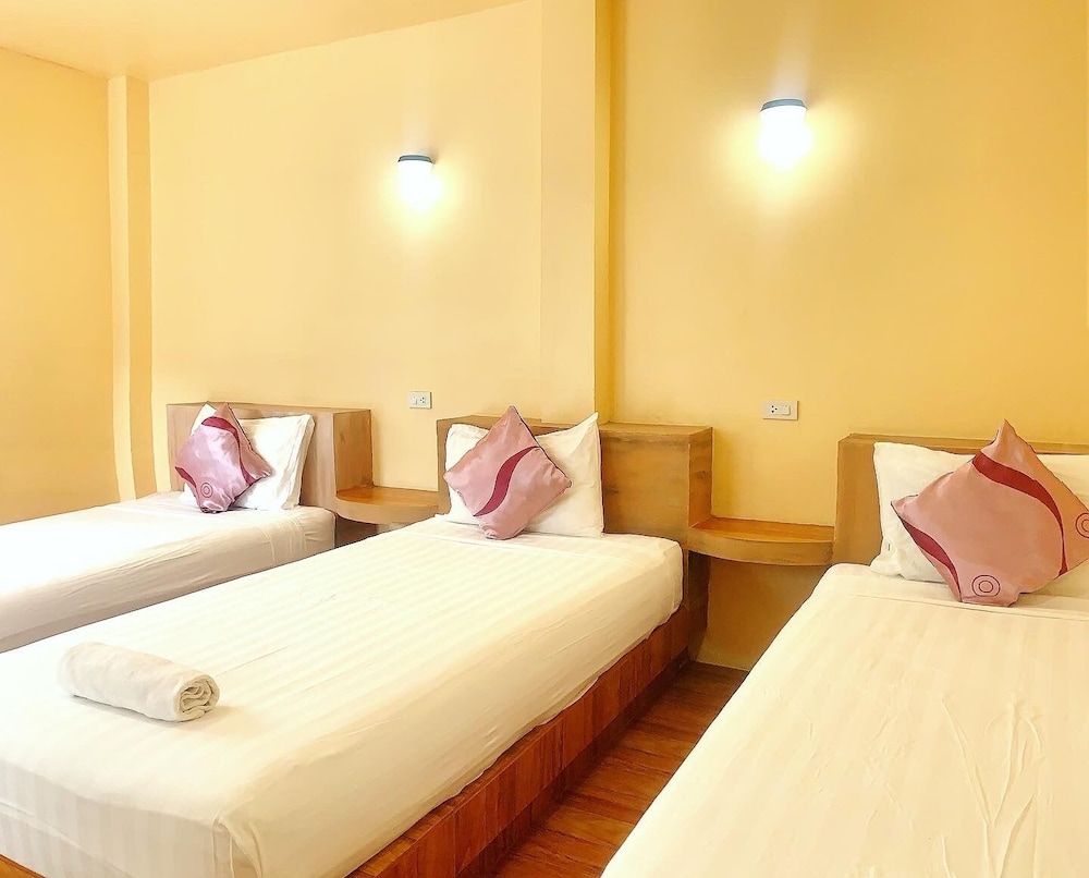Triple Room photo 2