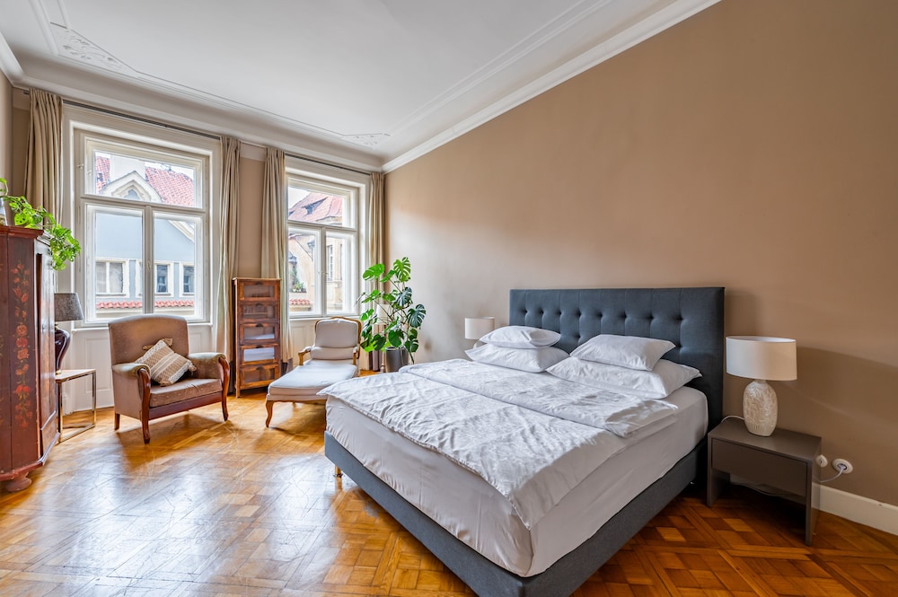 Presidential Apartment