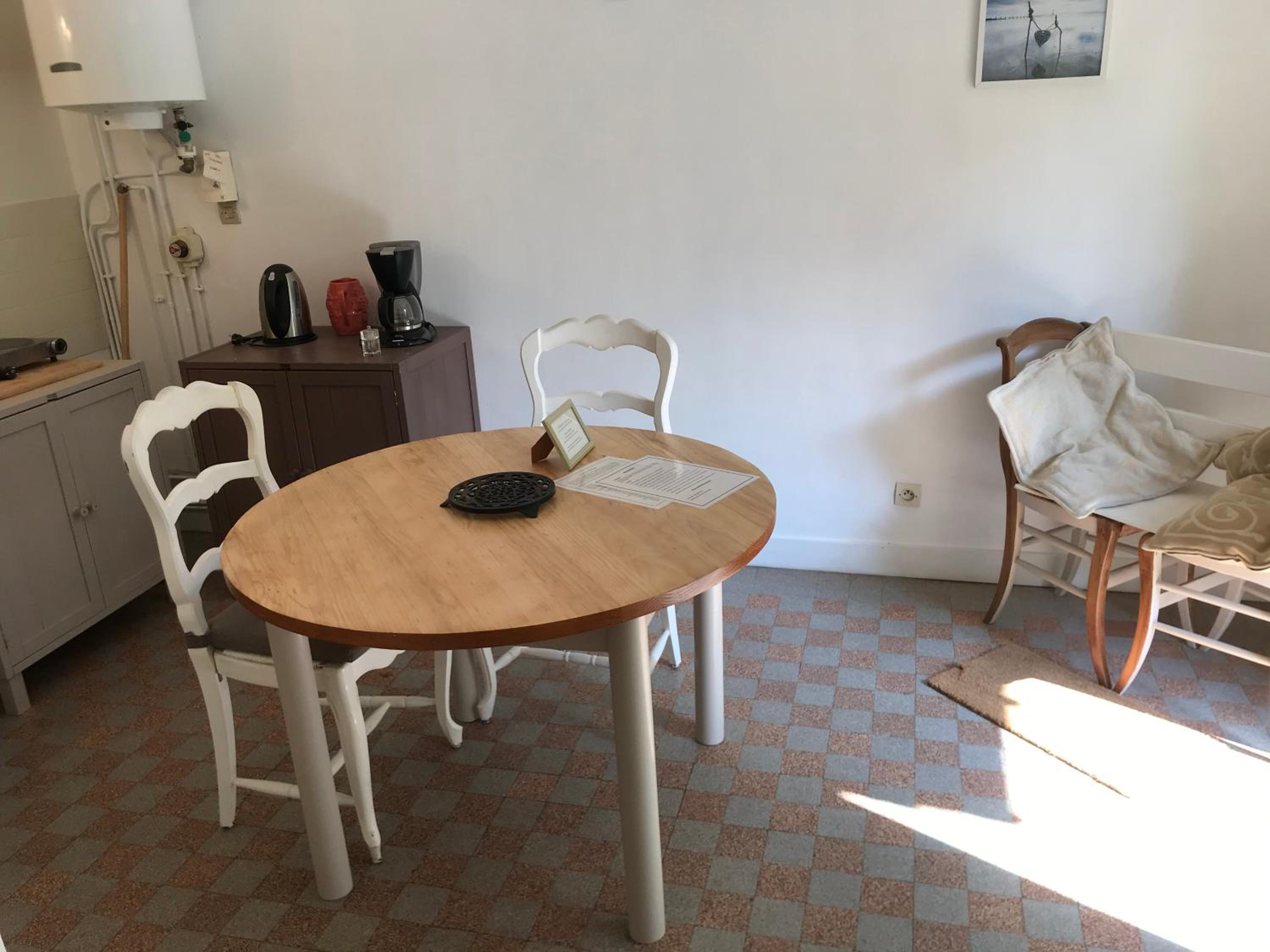 Double or Twin Room with Garden View - Photo 4