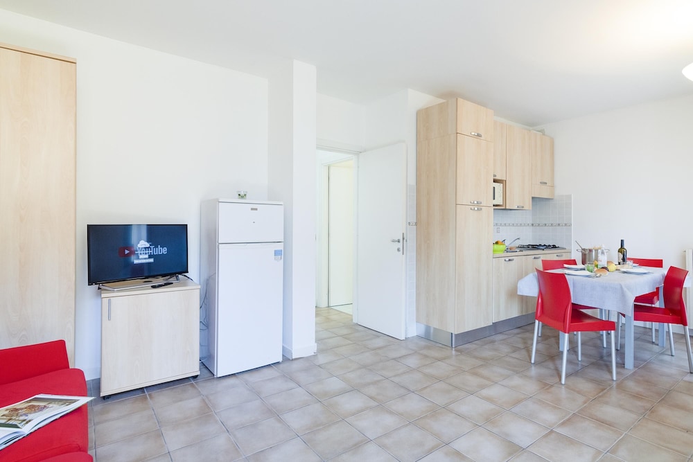 Standard Apartment, 2 Bedrooms, Beachside (Porto Letizia Assisi 3)