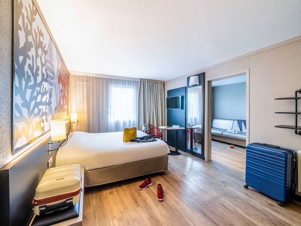 Standard Suite, 2 Double Beds - Photo 5