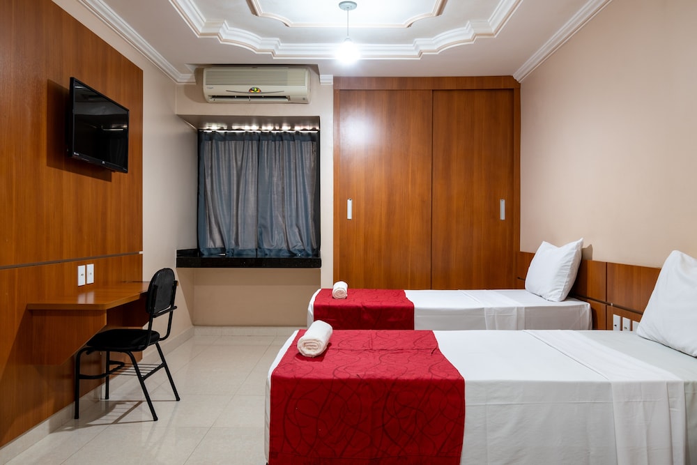 Standard Twin Room - Photo 9