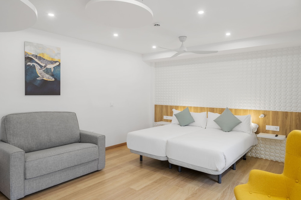 Habitación Doble Superior, Acceso a la Piscina