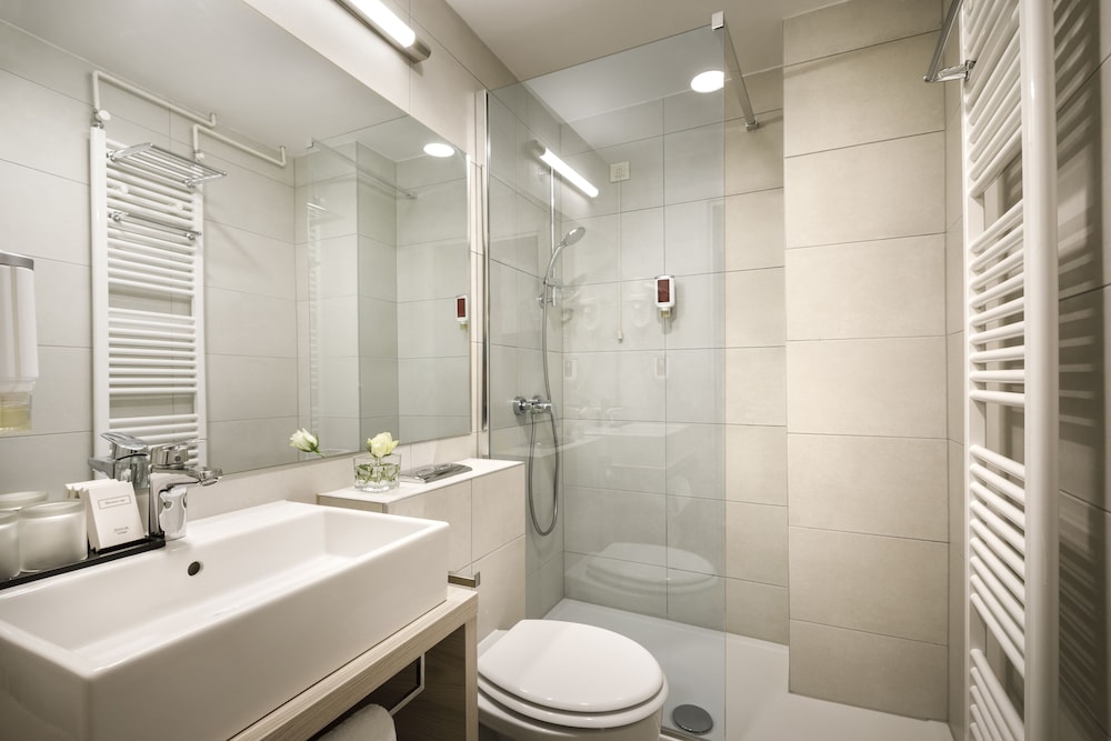 Superior Twin Room - Photo 6