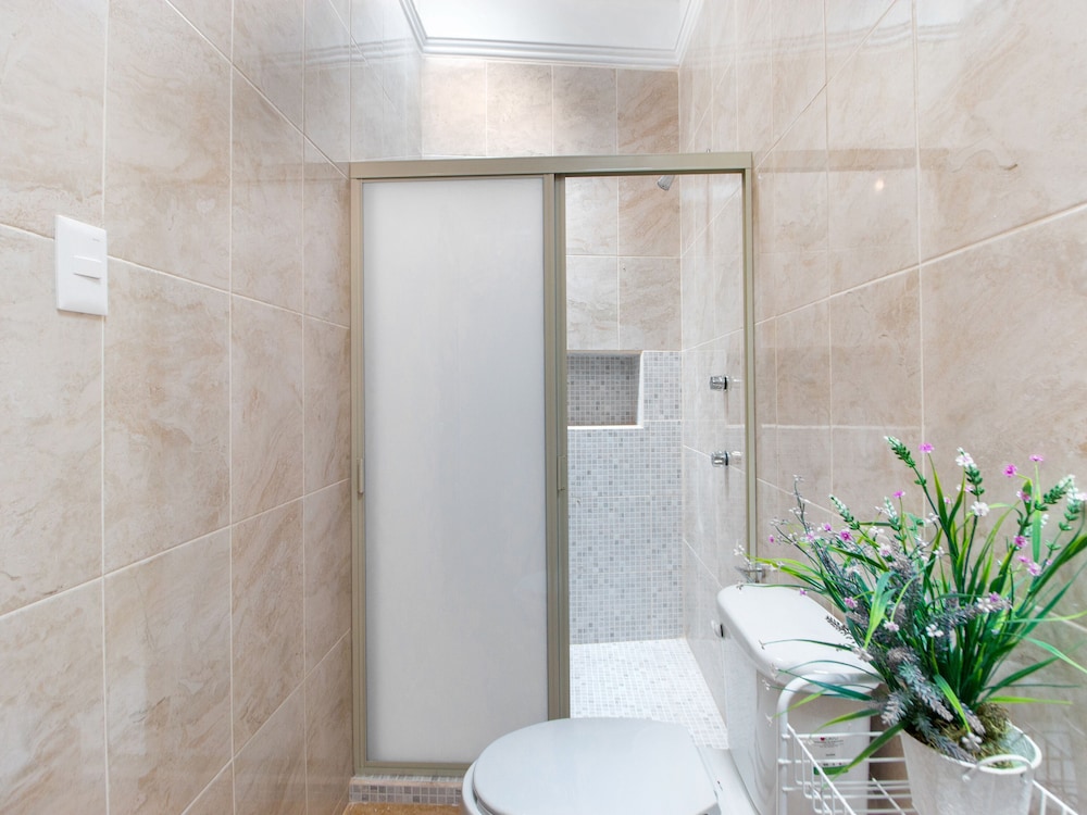 Standard Triple Room - Photo 7