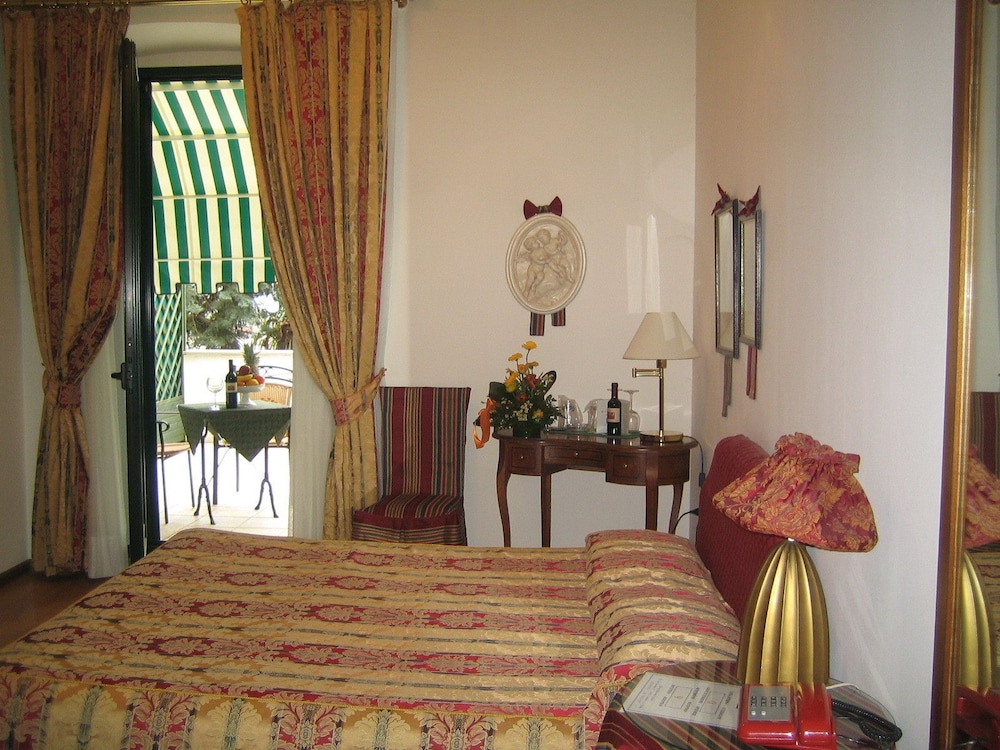 Superior Double Room photo 1