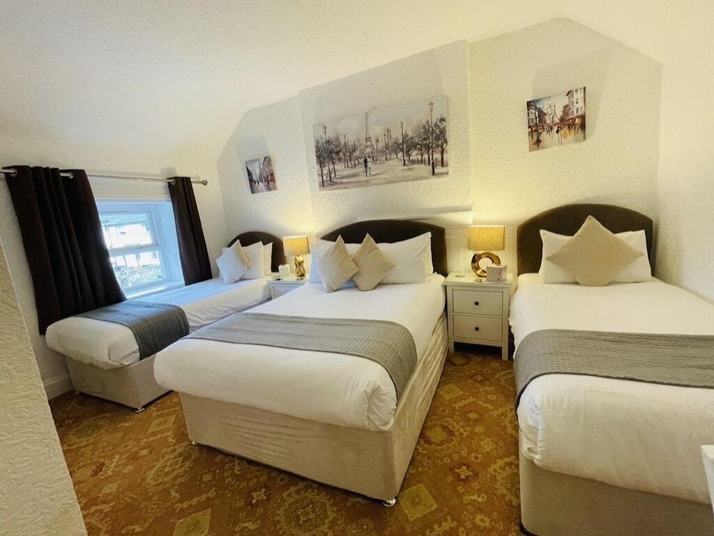 Deluxe Triple Room, Multiple Beds, Non Smoking, Mountain View photo 1