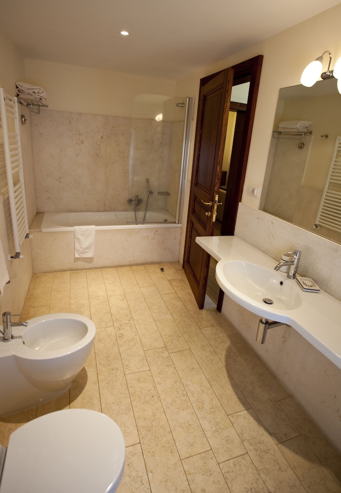 Suite photo 3
