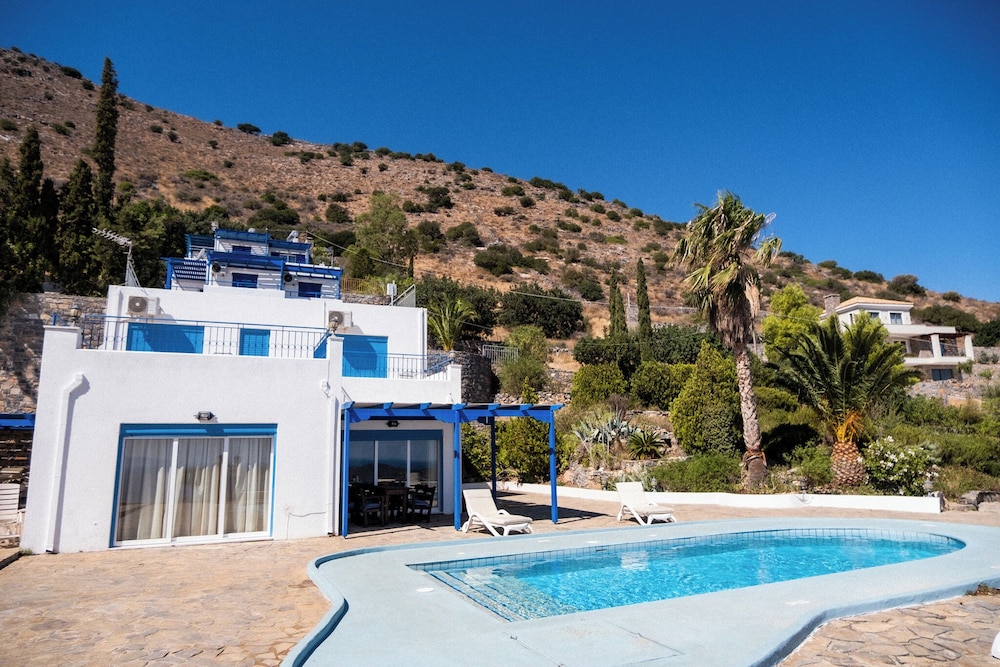 Seaview Villa Paul