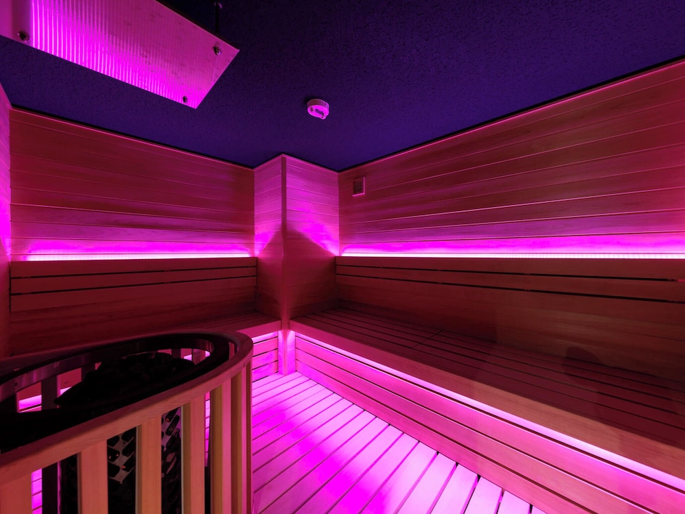 Comfort Studio with 3beds (with Terrace & Private Sauna Experience 21:30-23:00), Non Smoking