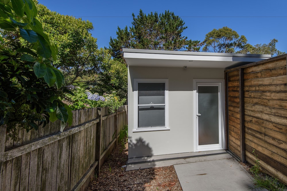Nelsons Beachfront Studio - Jervis Bay photo 2