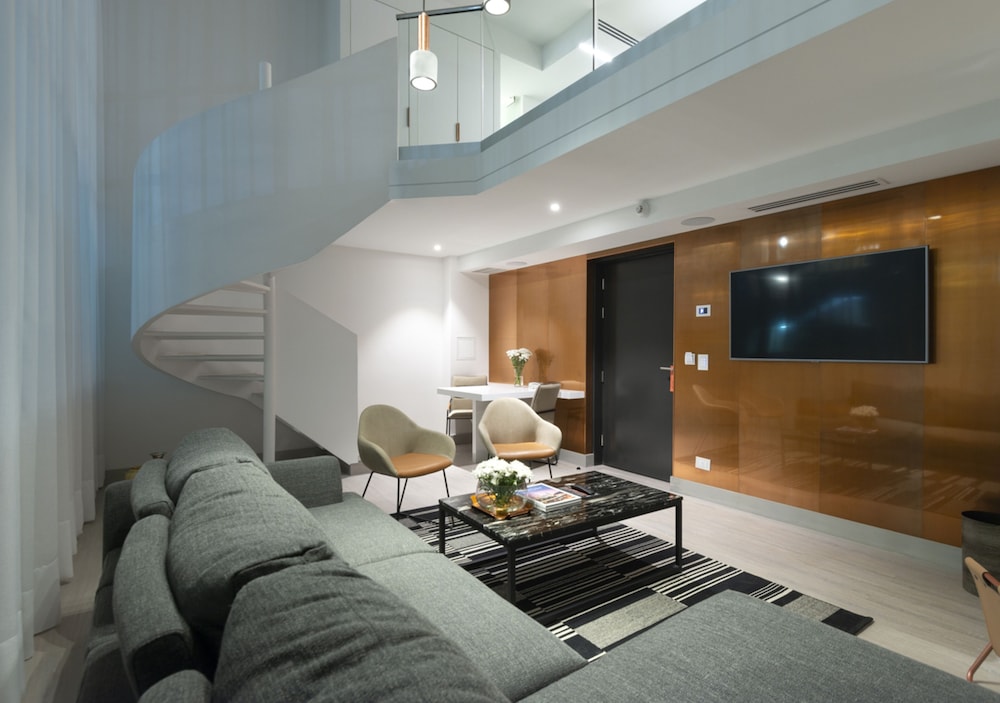 Penthouse - Photo 11