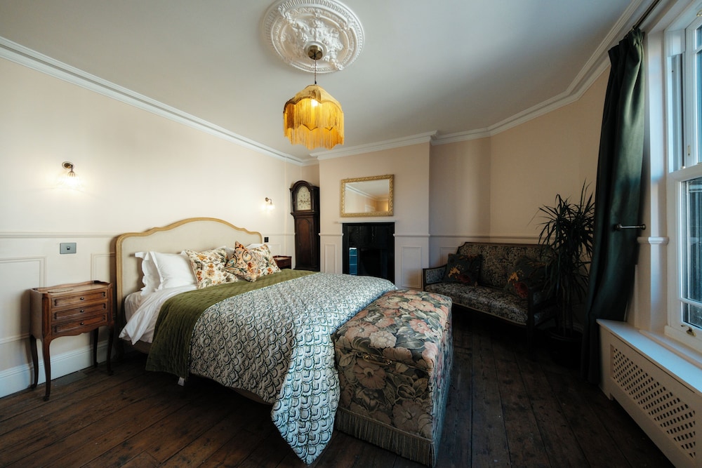 Comfort Double Room, 1 King Bed, Non Smoking, Private Bathroom