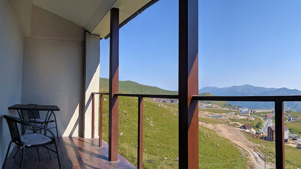 Standard Twin Room, Balcony photo 1