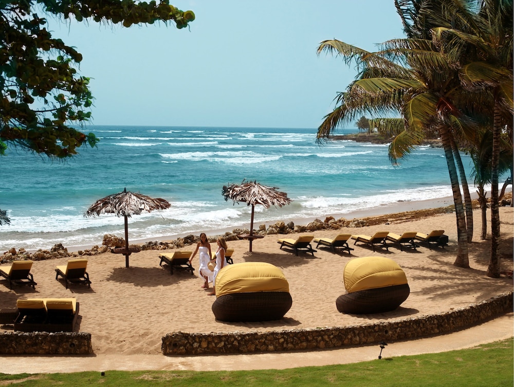Suite, 2 Bedrooms, Oceanfront photo 2