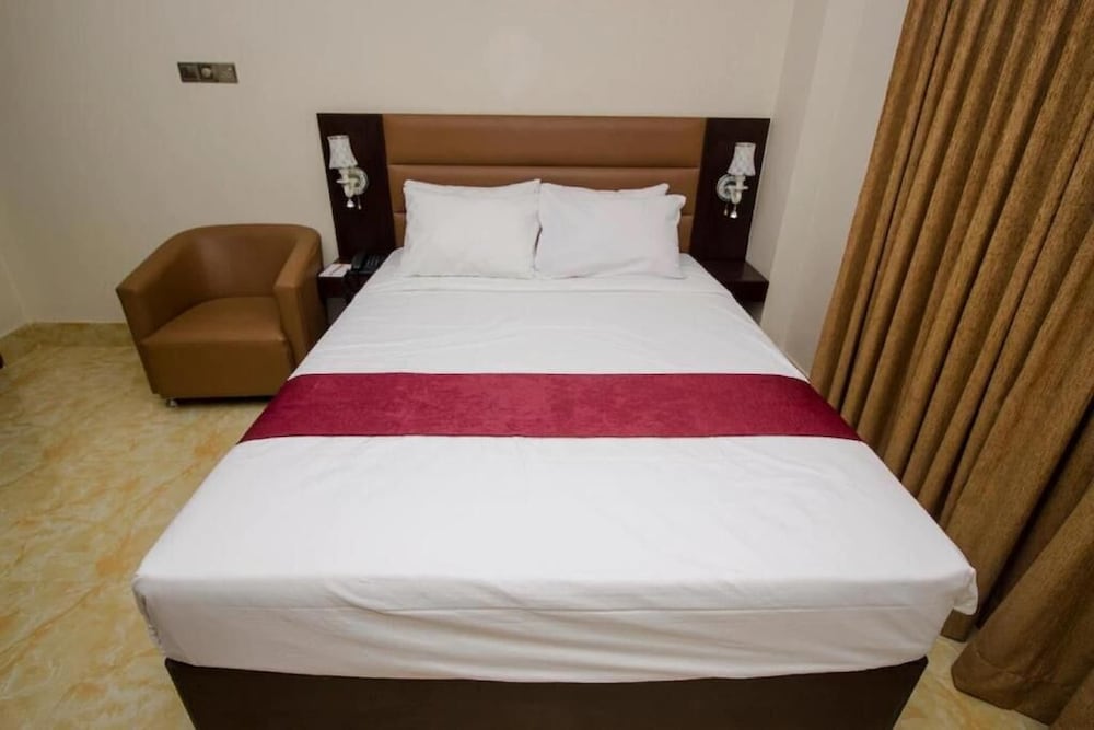 Deluxe Single Room, City View photo 3