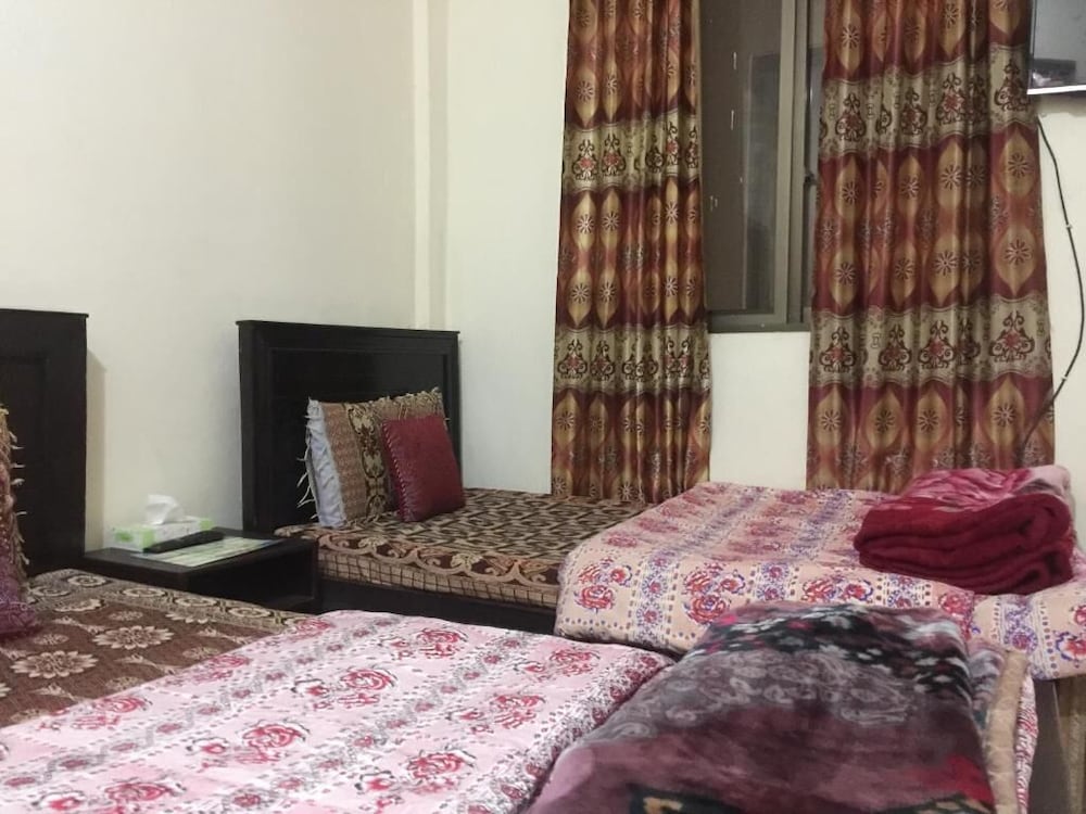 Standard Triple Room - Photo 1