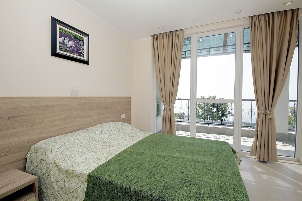 Apartment (A6) photo 1