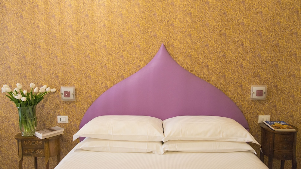 Standard Room, 1 Bedroom, City View photo 2