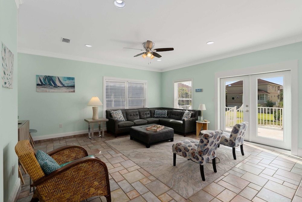 House, Multiple Beds, Patio, Partial Ocean View (Laguna Sunset)