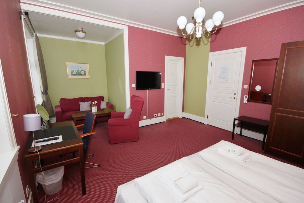 Deluxe Double Room (Fjord View) photo 2