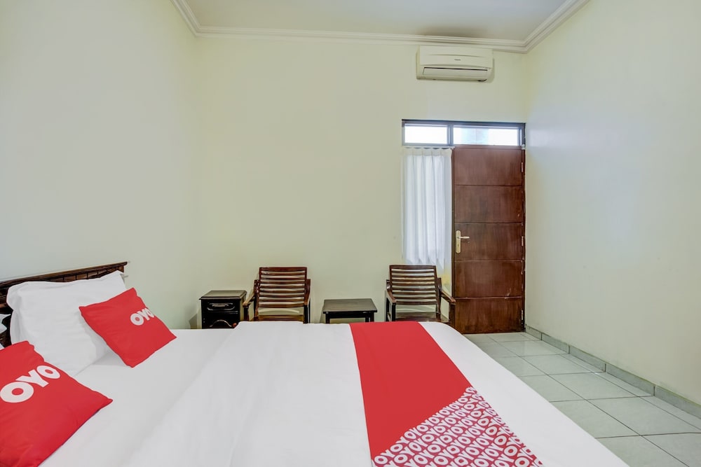 Standard Double Room - Photo 7