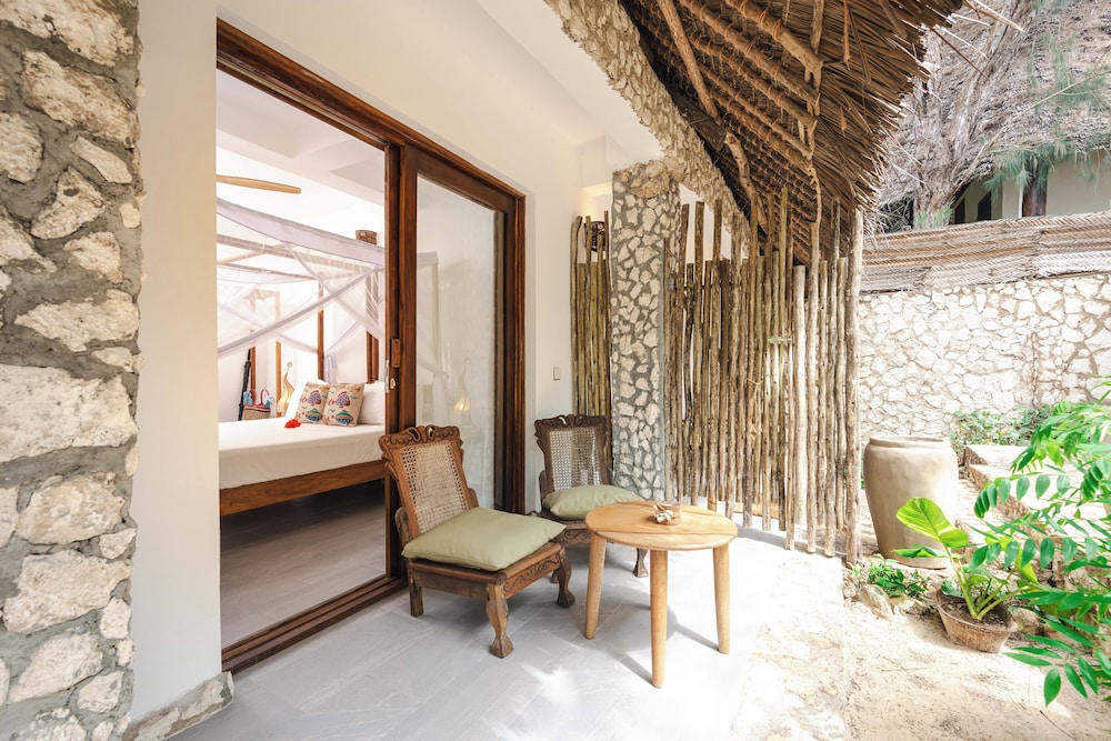 Deluxe Suite, Garden View