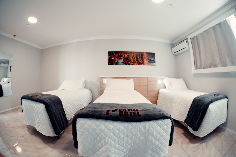 Grand Room - Photo 1