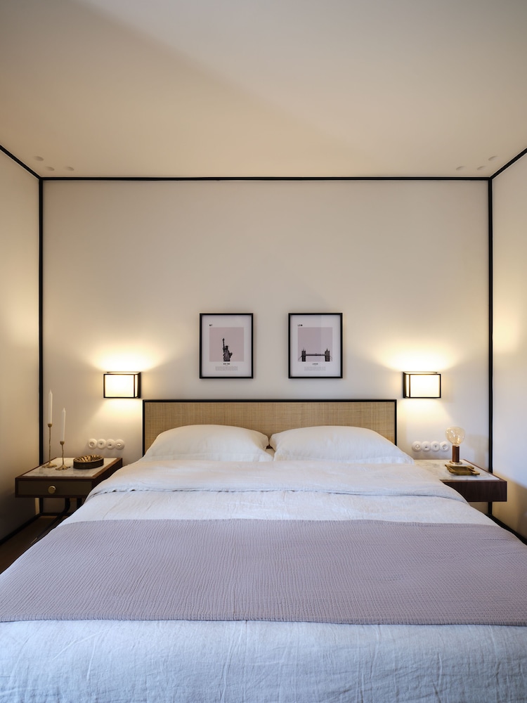 Executive Double Room, City View