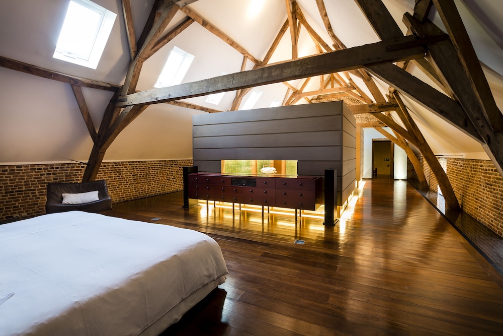 Premium Loft
