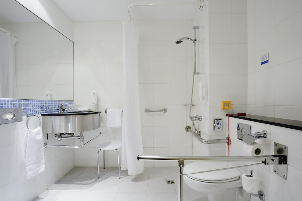 Standard Room (Free Breakfast) - Photo 4