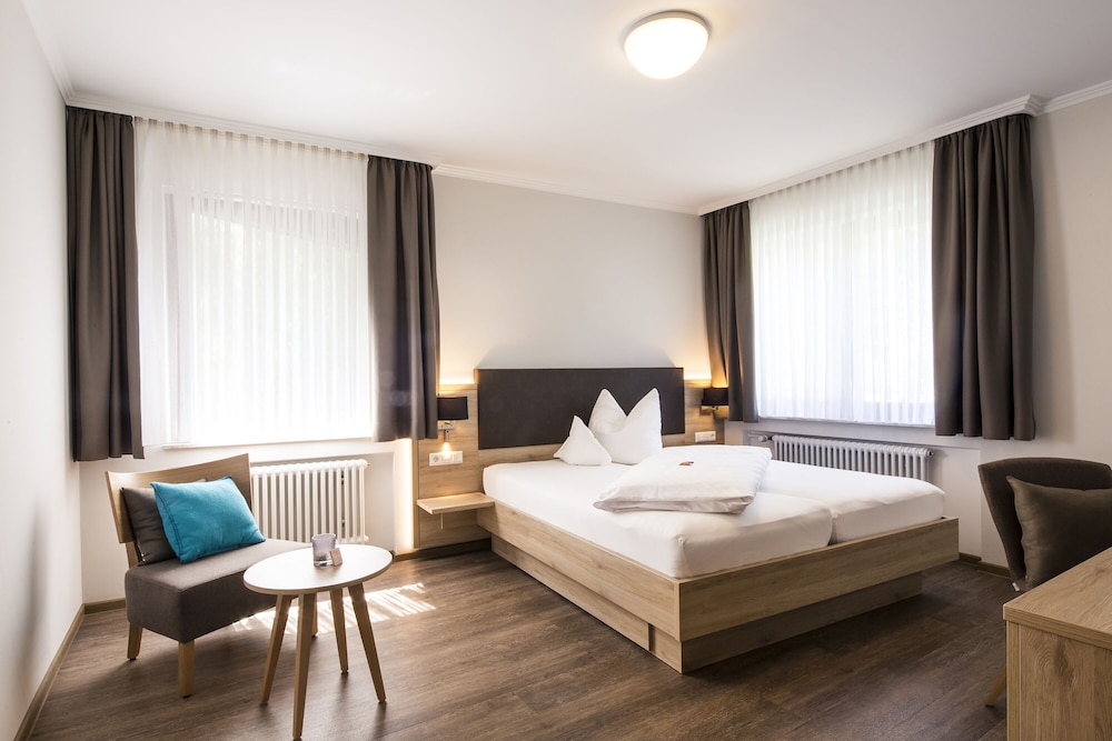 Comfort Single Room, 1 Twin Bed photo 3