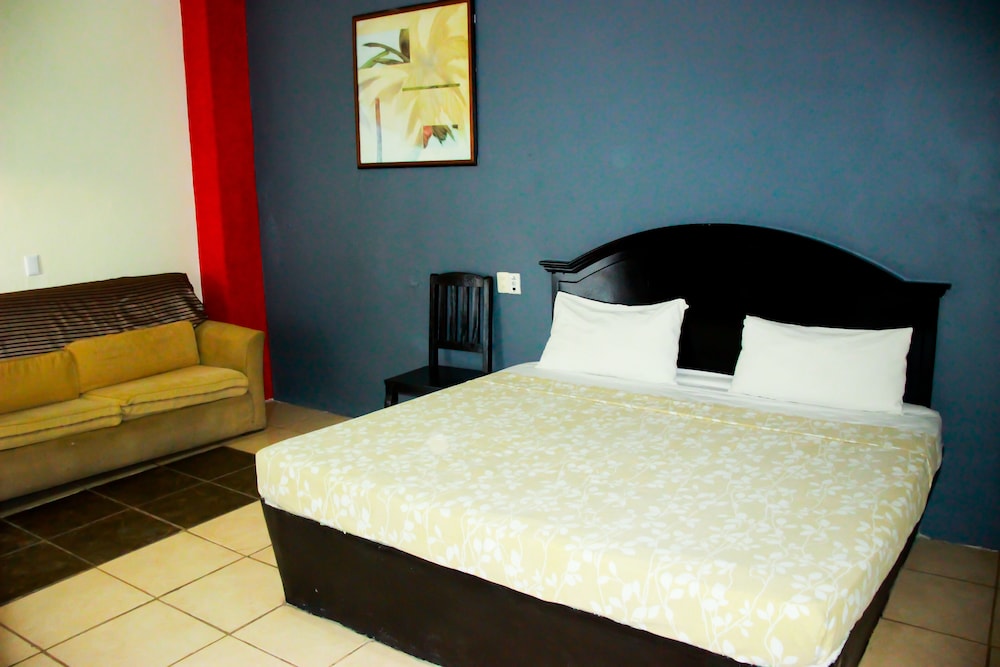 Comfort Room, 1 Double Bed (Fan) photo 3