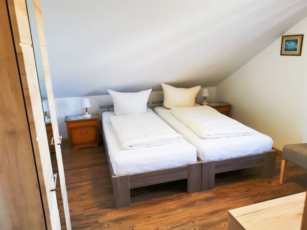 Comfort Single Room