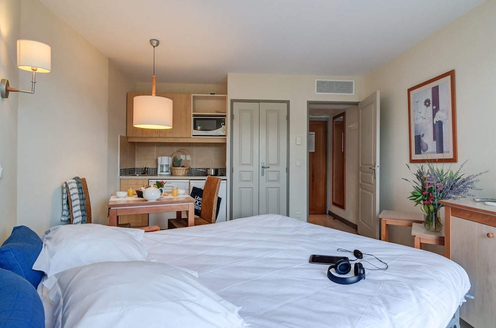 Comfort Apartment - Photo 7