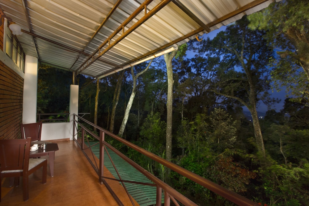 Honey Rock with Balcony photo 3