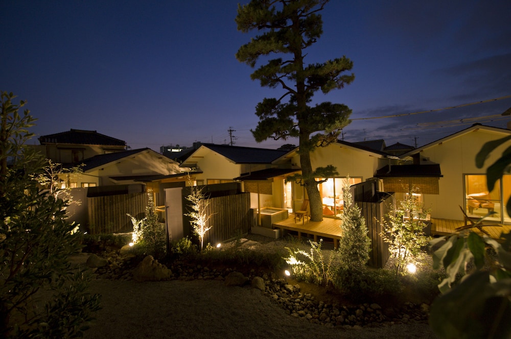 Japanese Western Style Room for 3 Guests with Open-air Bath and Garden View (Type B) photo 3
