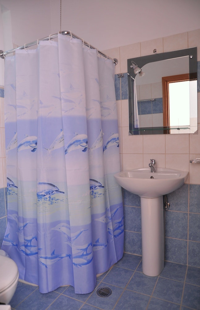 Apartment, 1 Bedroom, Balcony, Garden View - Photo 5