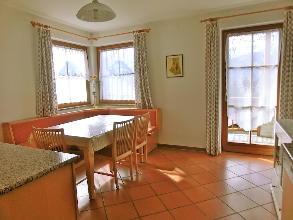 Gallery Apartment photo 1