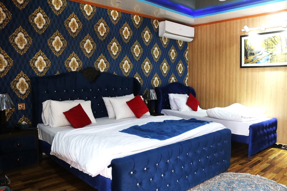 Deluxe Triple Room photo 1