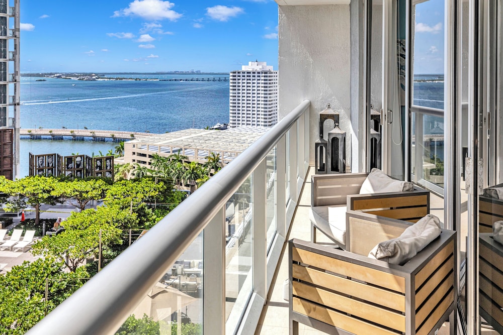 Premium Apartment photo 2