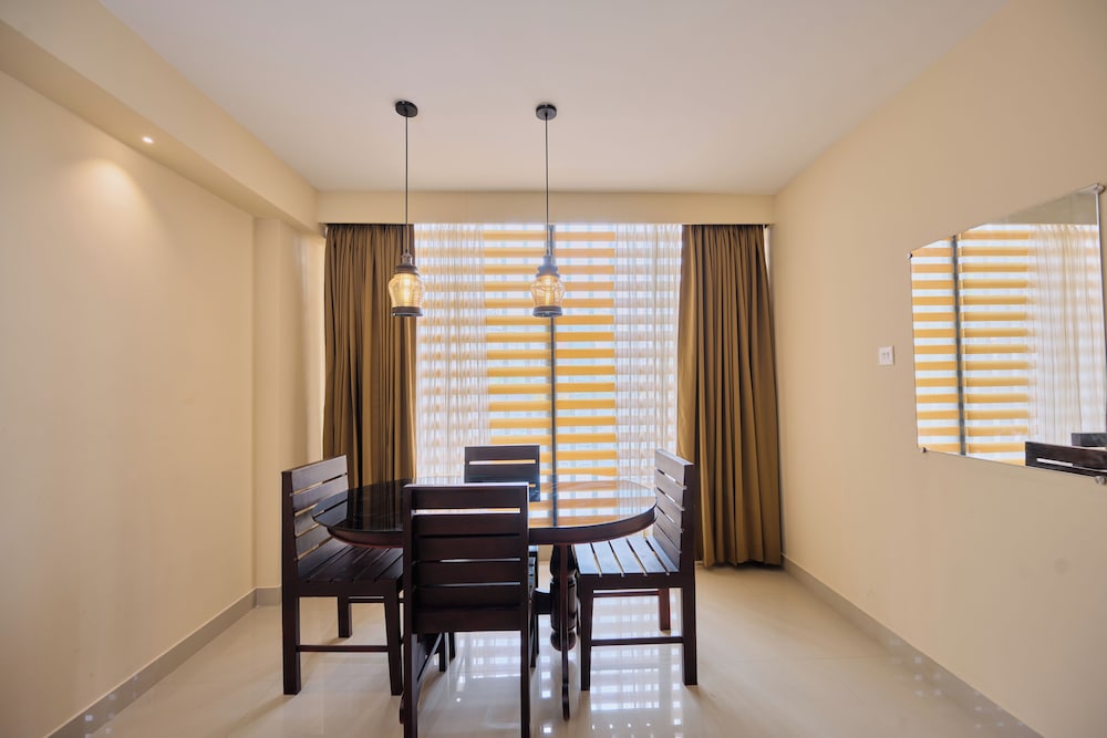 Junior Suite, Balcony, City View photo 3