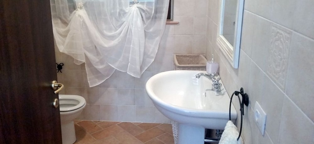 Standard Double Room, Ensuite, Garden View photo 3