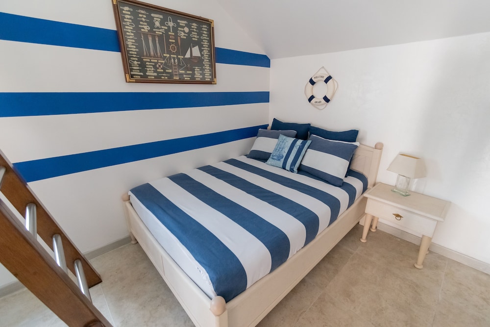 Blue Marine Apartment - Photo 11