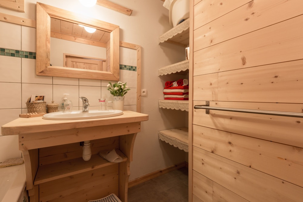 Comfort Apartment, Multiple Beds, Non Smoking photo 2
