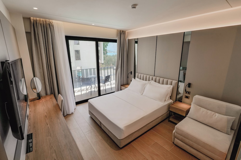 Triple Room with Sea View photo 3