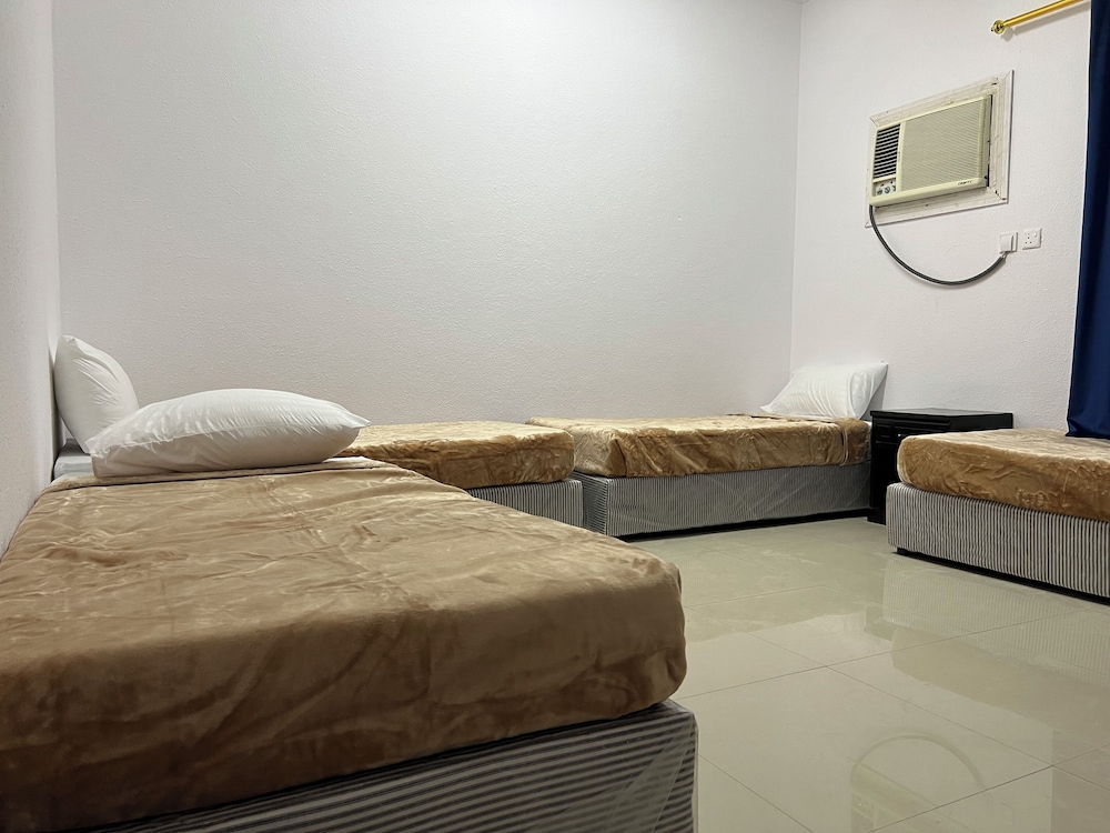 Basic Quadruple Room photo 1